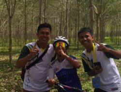 Atlit Pinrang Raih Medali Emas Pada Balap Sepeda Putri