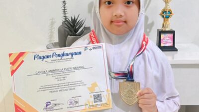 Cantika Nanang, Siswa SD Athirah 2 Bukit Baruga, Raih Medali Emas Pada Ajang OSI-SP Tingkat Nasional Kategori Bahasa Inggris.