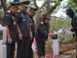 Plt. Kakanwil Kemenkumham Sulsel Ikuti Tabur Bunga Hari Pengayoman ke-79