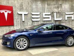 Kembali, Tesla Tarik Mobilnya Sebanyak 1,8 Juta Unit, Ini Masalahnya Yang Bisa Bahayakan Pengemudinya